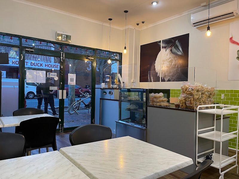 S & T Thai Gourmet Cafe