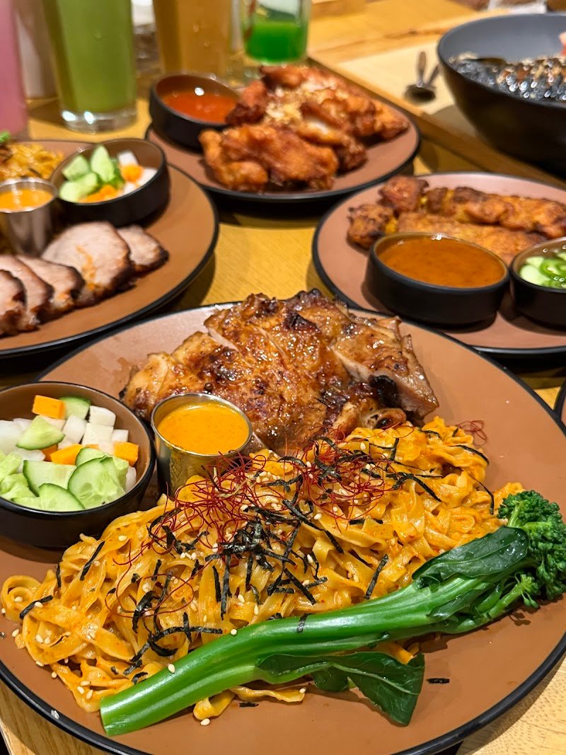 K H A O • S O I photo 6