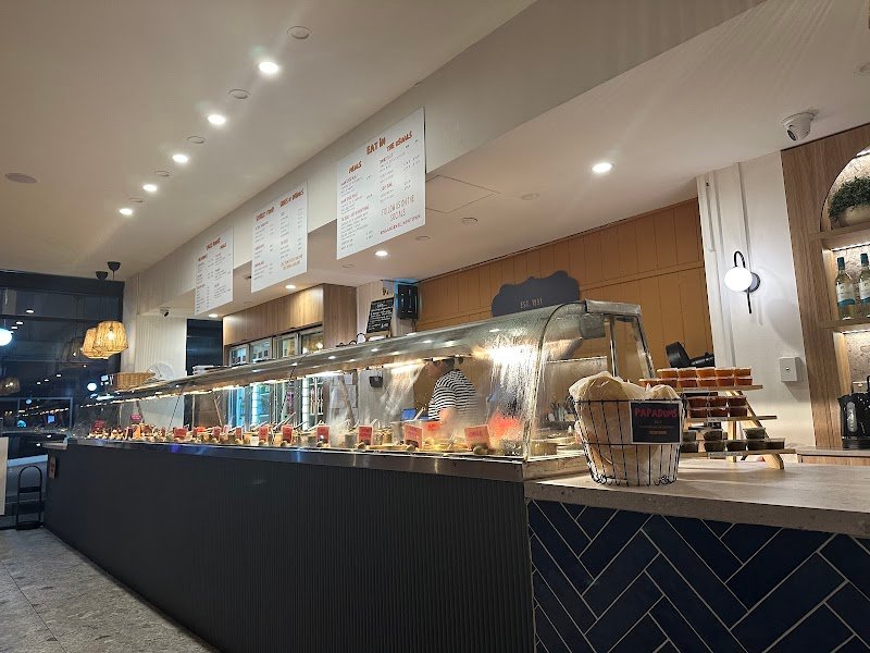 Naan Sense Indian Diner