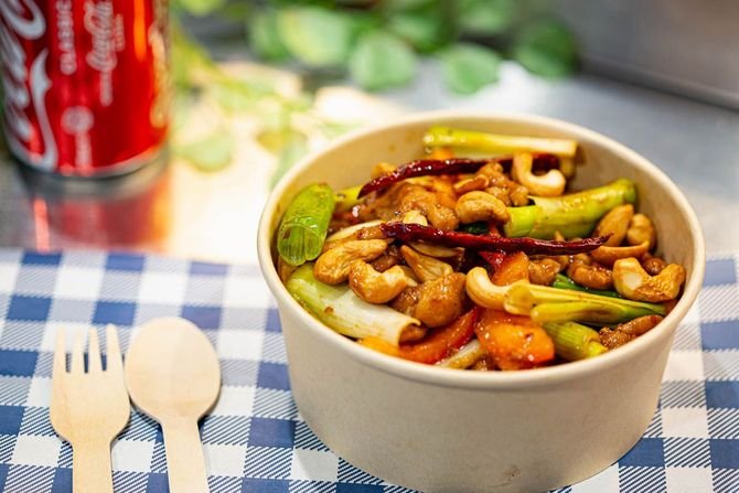 La Ros Dee - Spanish & Thai photo 8