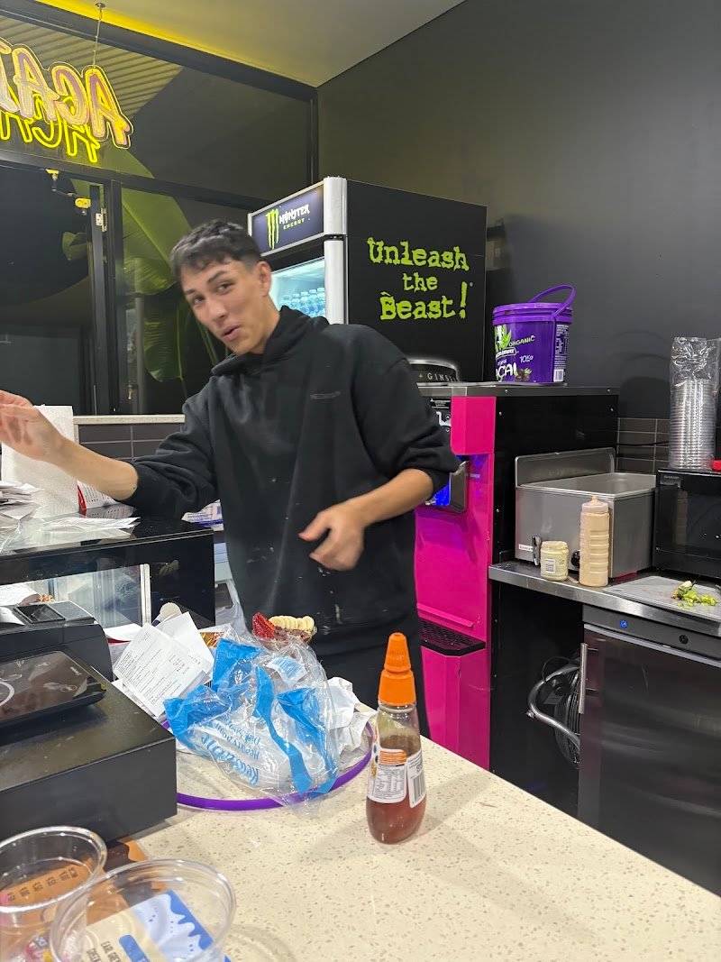 Acai Central AU photo 4