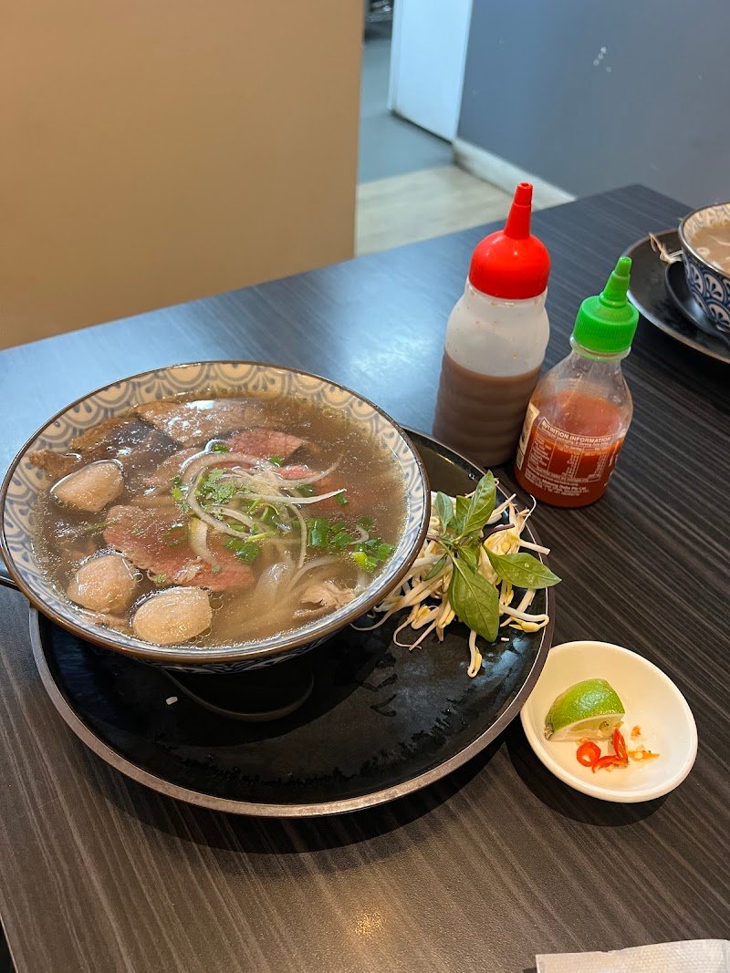 Lotus Saigon - em cà phê photo 3