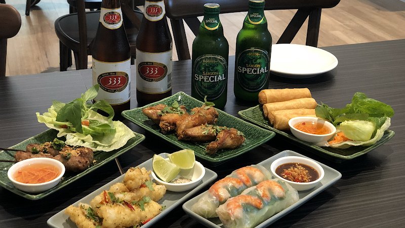 Lotus Saigon - em cà phê photo 2