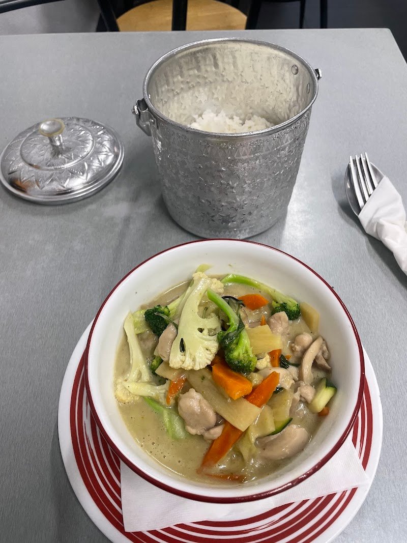 Nok's Thai @ Picnic Point photo 9