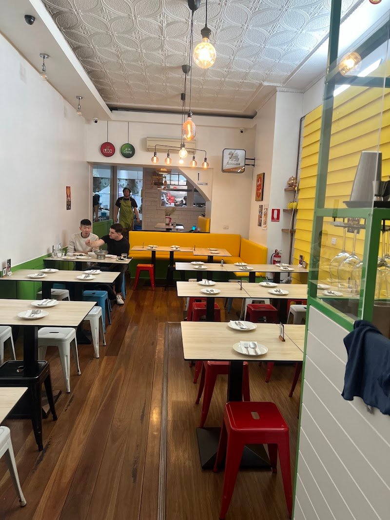 Manaaw Thai Street Food