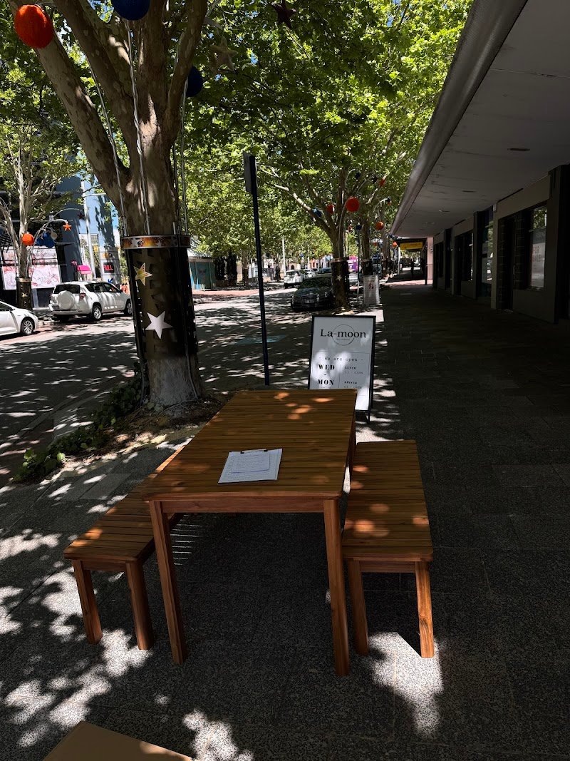 La-moon La Mai Thai Cuisine