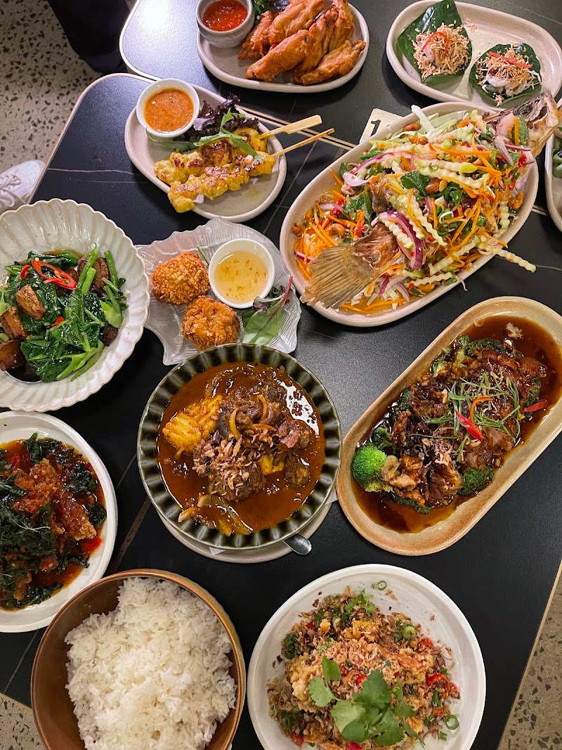 Satang Waymouth photo 5